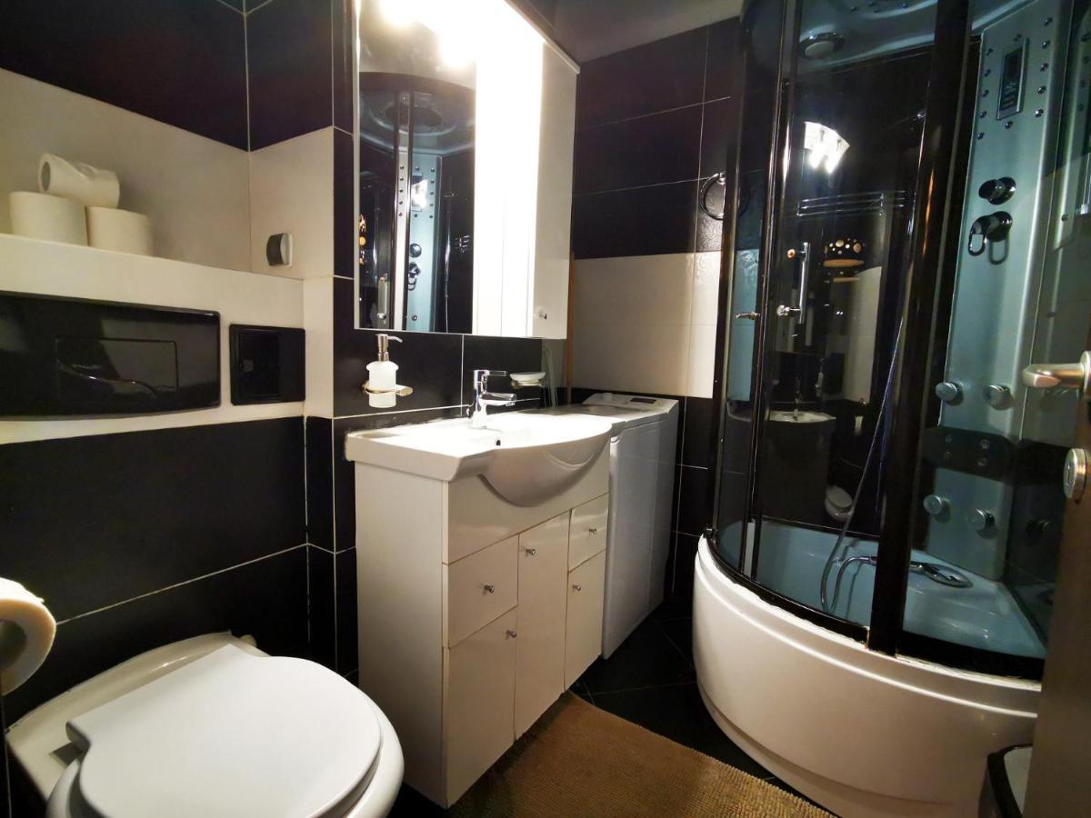 Studio G By Mrg Apartments Бухарест Экстерьер фото